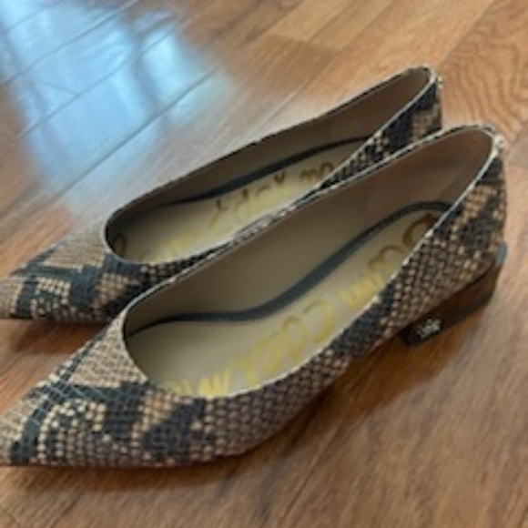 Snakeskin print sam edelman flats size 7.5 - Picture 2 of 2